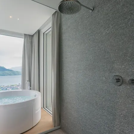 Villa Valarin Elite Lake Como By Rent All Como Vercana